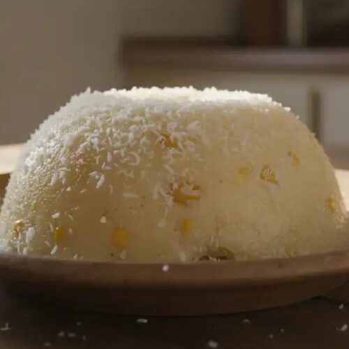 Cuscuz doce com coco Cuscuz doce com coco